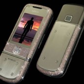 Nokia optočena platinom i dijamantima