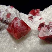 Spinel – dragi kamen siromašnog čoveka